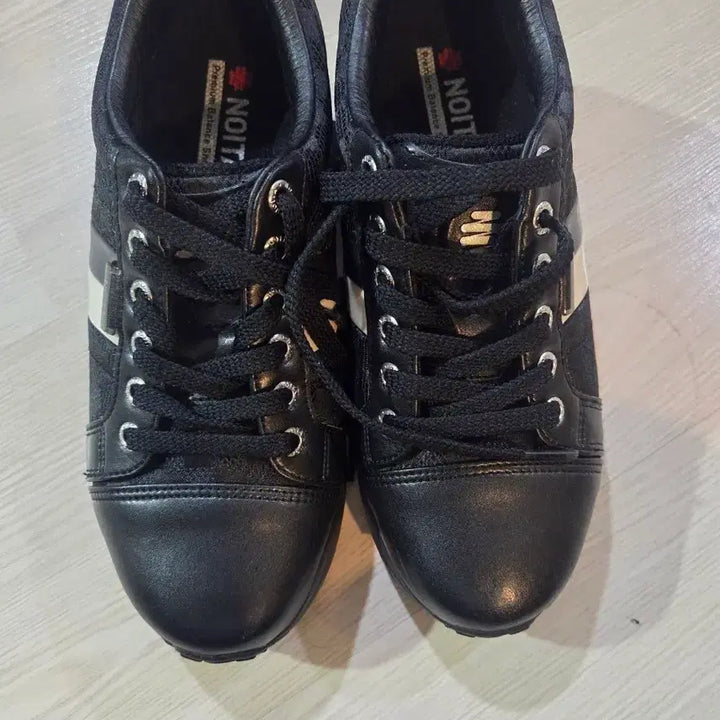[BUNJANG] NOTIA Premium Black Sneakers / NOTIA 프리미엄 블랙 스니커즈