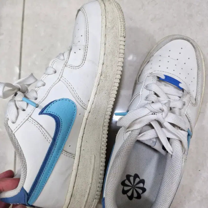 [BUNJANG] Nike Air Force 1 Low White/Blue (240mm) / 나이키 에어포스 로우 화이트/블루 240mm