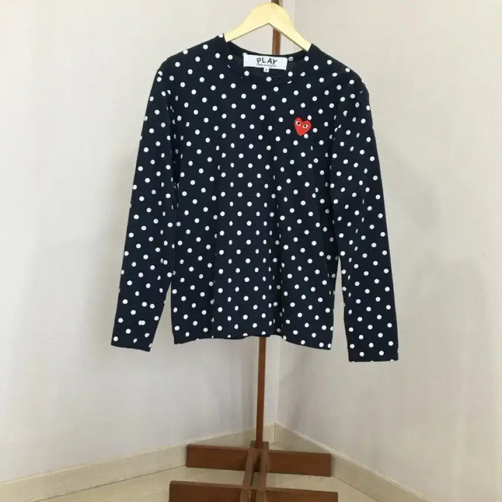 [BUNJANG] Comme des Garçons Navy Play Polka Dot Long Sleeve T-Shirt (Size S) / (S)꼼데가르송 네이비 플레이폴카 도트 롱슬리브 티셔츠
