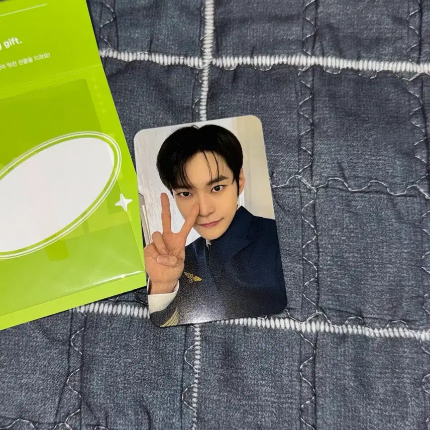 [BUNJANG] NCT Doyoung Zone Neoticket Uniform Photocard / NCT ZONE 엔시티존 네오티켓 도영 기장 제복 포토카드
