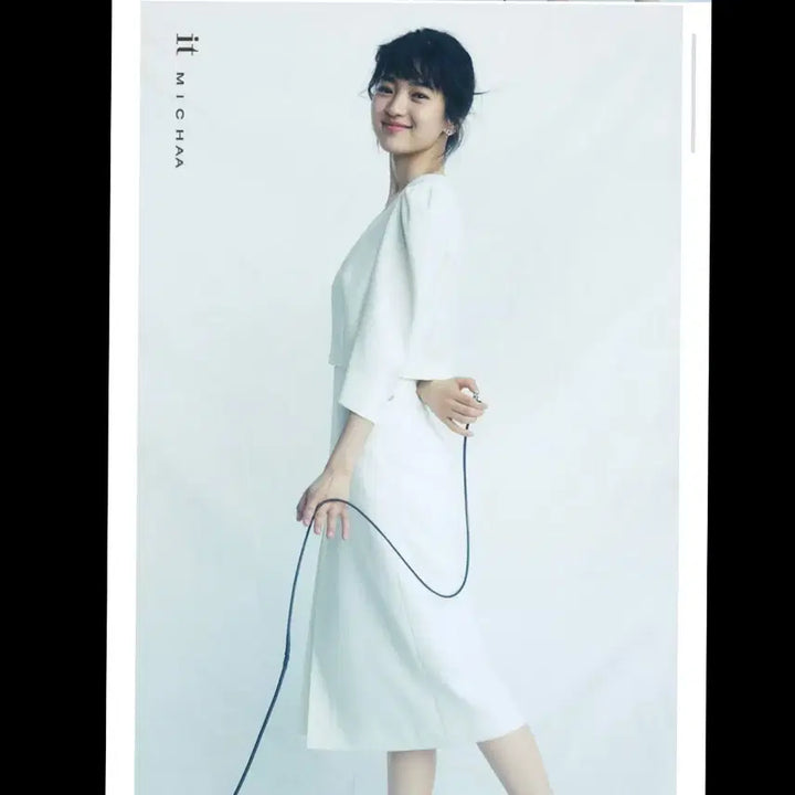 [BUNJANG] It Michaa High-Waist Skirt Crop Blouse Set / 잇미샤 하이웨스트 스커트 크롭 블라우스 (새옷, 김태리 예복 일반택포)