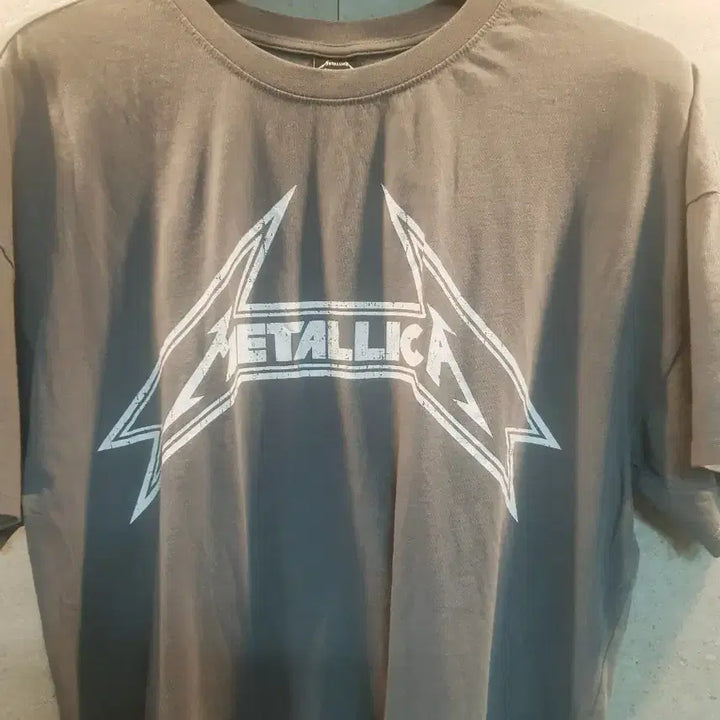 [BUNJANG] Metallica Official Band Logo T-shirt / 미착! 메탈리카 Metallica. 오피셜 굿즈 티셔츠!