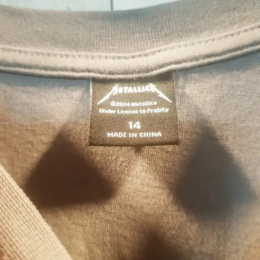 [BUNJANG] Metallica Official Band Logo T-shirt / 미착! 메탈리카 Metallica. 오피셜 굿즈 티셔츠!