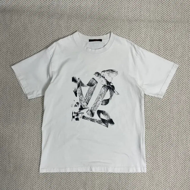 [SOLD OUT] 루이비통 버드 프린팅 반팔 L사이즈
