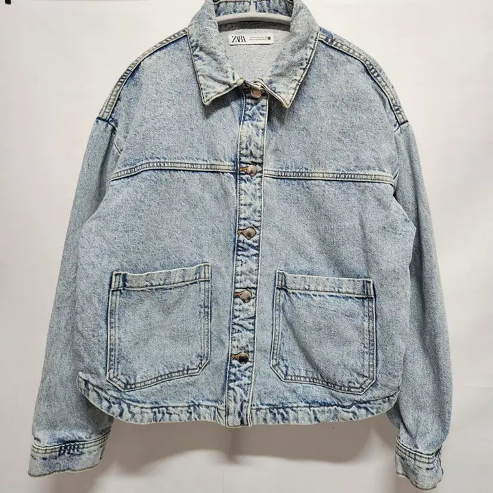 [BUNJANG] Zara Semi Crop Fit Over Denim Jacket (Size S) / 자라 세미 크롭핏 오버 데님 자켓 S
