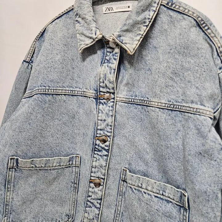 [BUNJANG] Zara Semi Crop Fit Over Denim Jacket (Size S) / 자라 세미 크롭핏 오버 데님 자켓 S