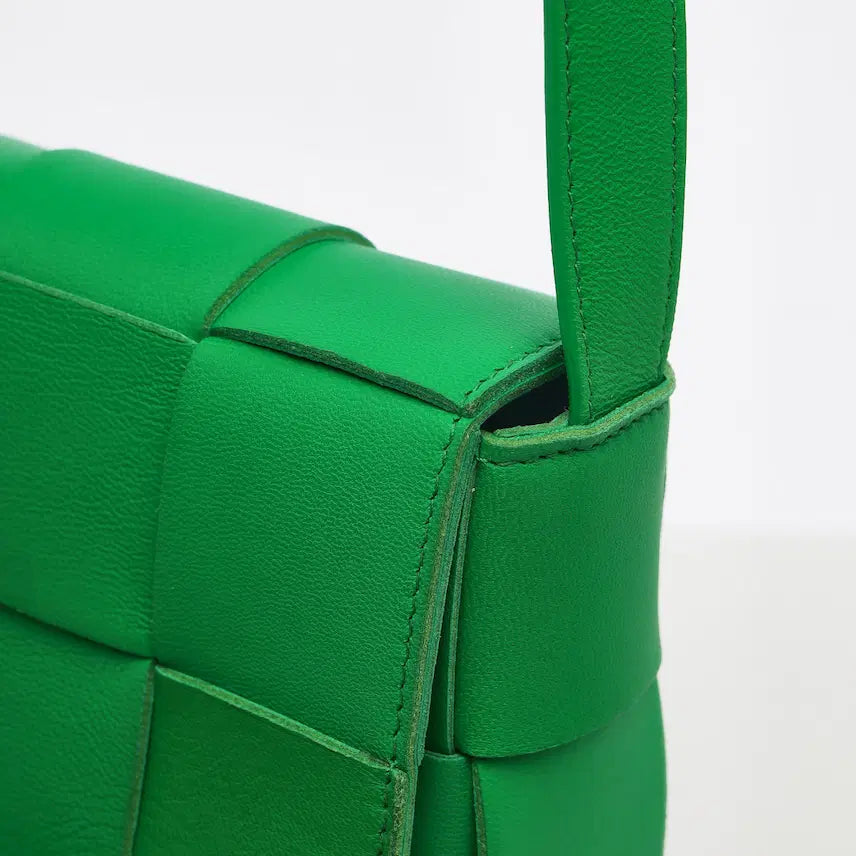 [BUNJANG] Bottega Veneta Cassette Bag Mini Parakeet Green / 보테가베네타 카세트백 미니