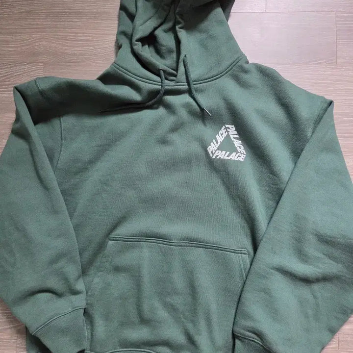 [BUNJANG] Palace Rose P3 Hoody Racey Green SS25 / 팔라스 로즈 P3 hood racey green 25ss 팝니다.