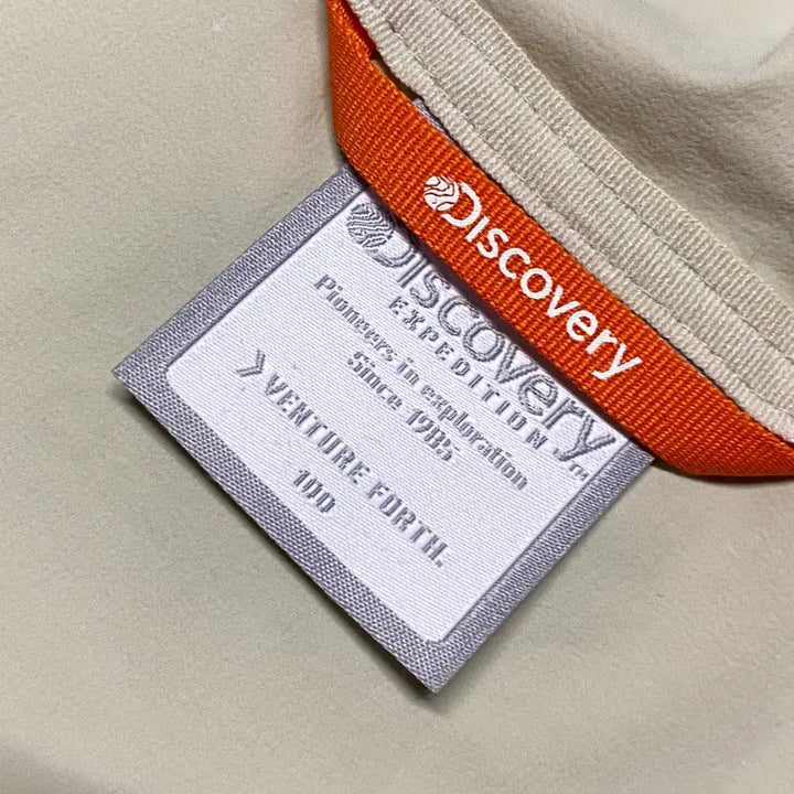 [BUNJANG] Discovery Anorak Short Sleeve T-Shirt (Size 100) / 1210. 디스커버리 아노락 반팔 (100)