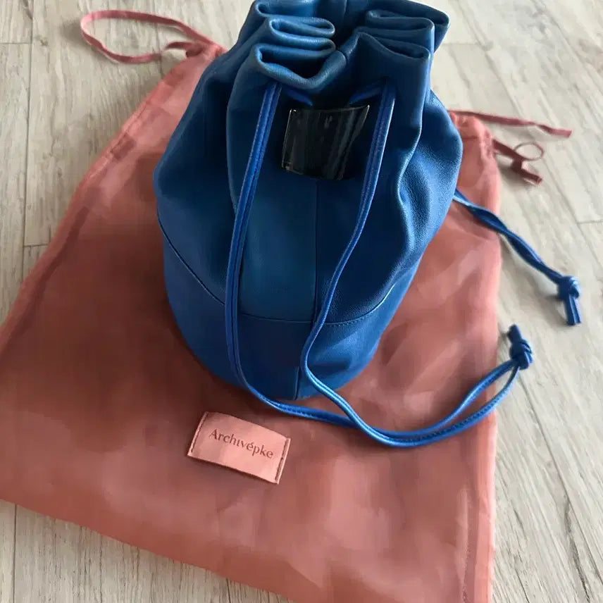 [BUNJANG] Archive Appk Lambskin Pouch Bag Blue / 아카이브앱크 양가죽주머니백 블루 + 더스트백