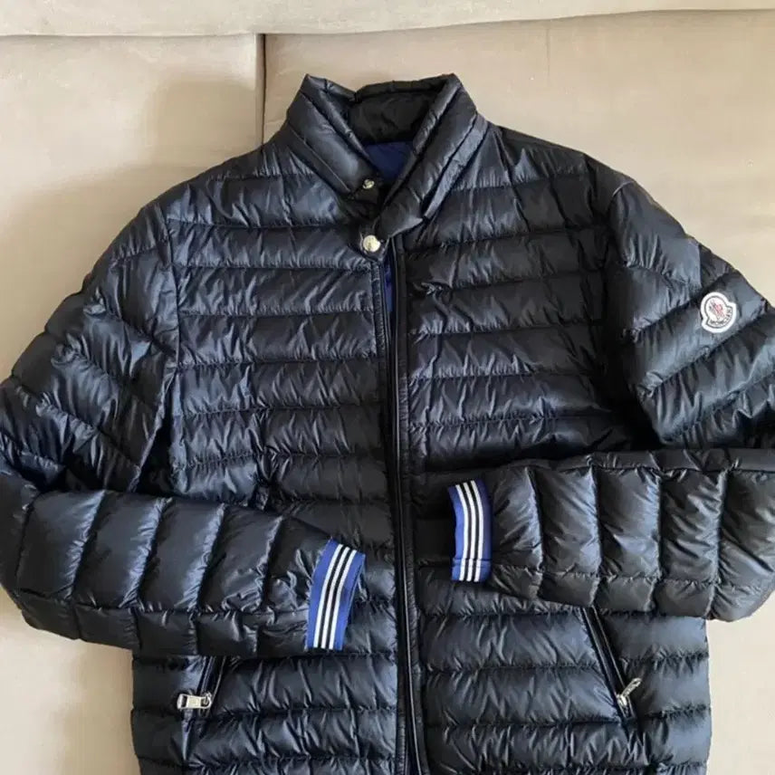 [BUNJANG] Moncler Lightweight Down Jacket Size 2 (95) / 몽클레어 경량패딩