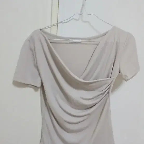 [SOLD OUT] (2개 세트) 여자 랩스타일 반팔티