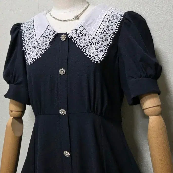 [BUNJANG] Navy Flare Dress with Lace Collar / 레이스 칼라 네이비 플레어 원피스