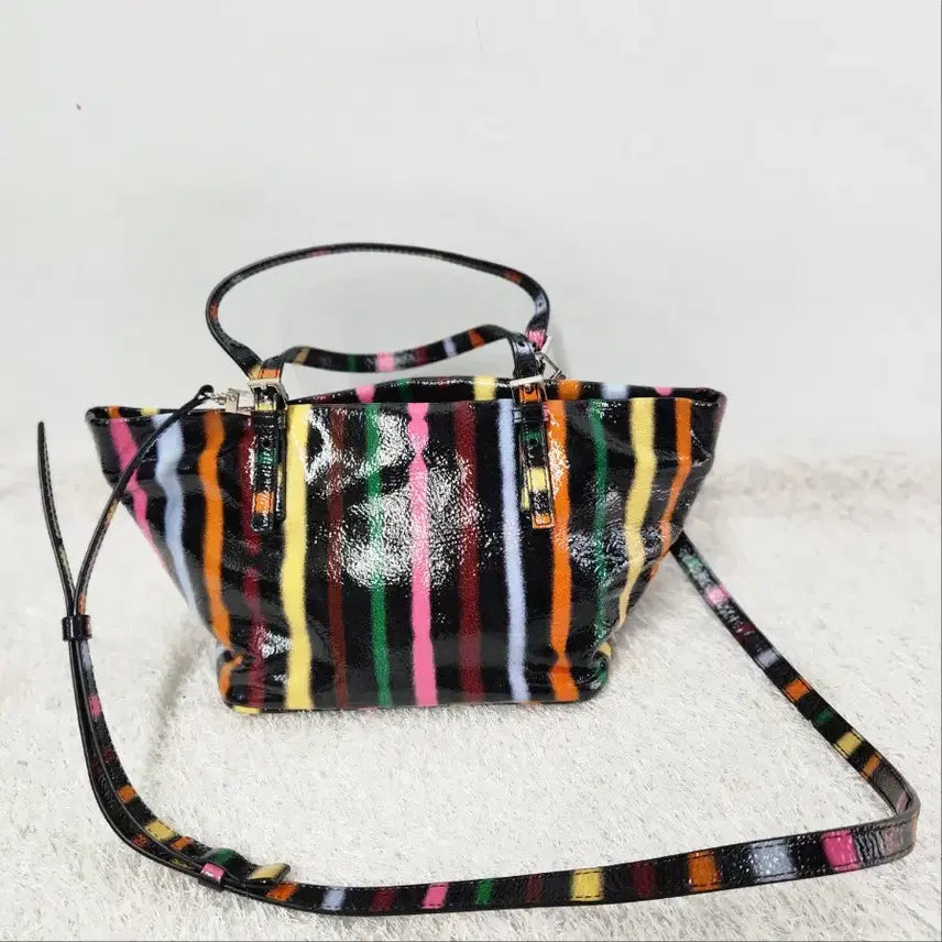 [BUNJANG] BY FAR Loulou Multicolor Spray Patent Leather Shoulder Bag / BY FAR 루루 멀티컬러 스프레이 페이턴트 가죽 숄더백