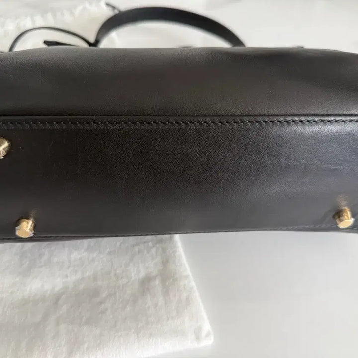 [BUNJANG] PEPPEROONYOON Leather No. 1 Black Small Tote Bag / PEPPEROONYOON 페퍼윤윤 레더 25 토트백