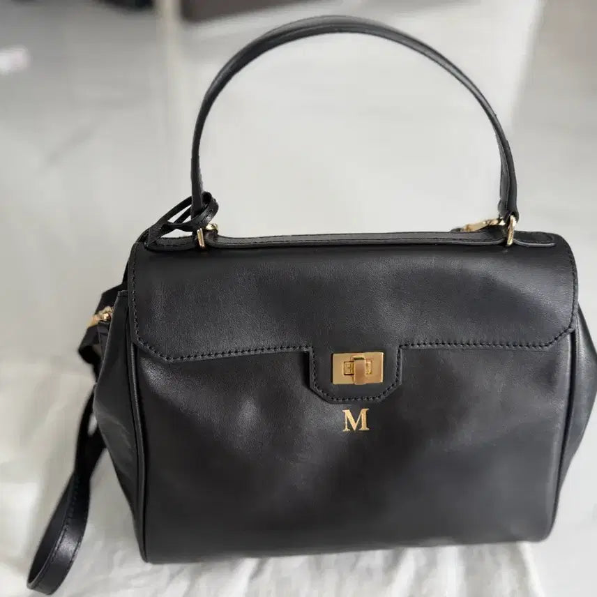 [BUNJANG] PEPPEROONYOON Leather No. 1 Black Small Tote Bag / PEPPEROONYOON 페퍼윤윤 레더 25 토트백
