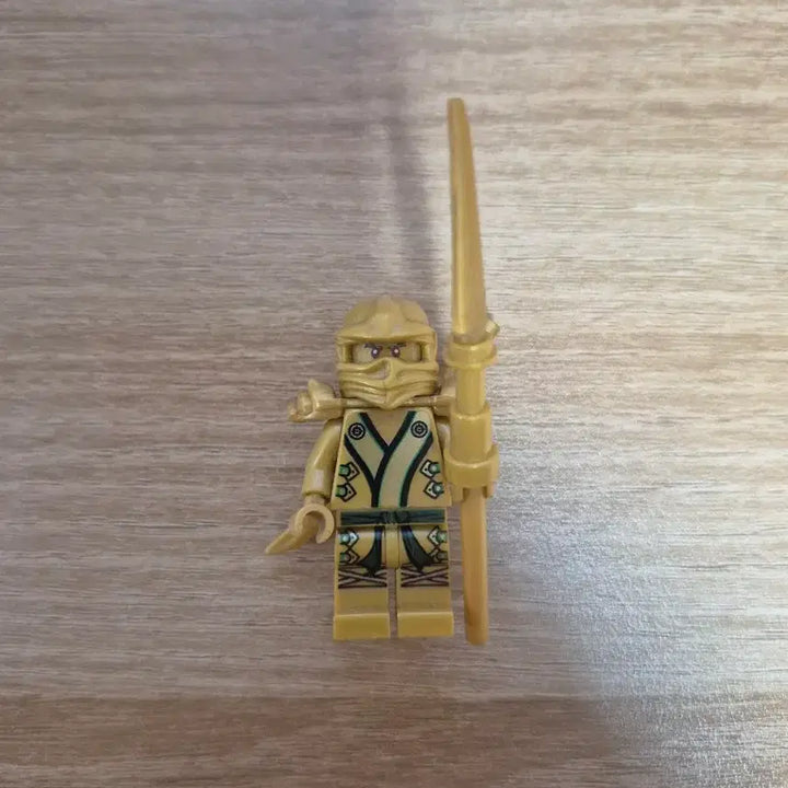 [BUNJANG] LEGO Ninjago Minifigure Lloyd Golden Ninja / 레고 닌자고 미니피규어 로이드 골든닌자