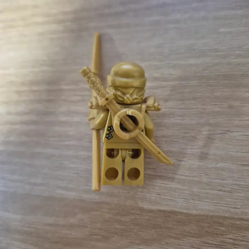[BUNJANG] LEGO Ninjago Minifigure Lloyd Golden Ninja / 레고 닌자고 미니피규어 로이드 골든닌자