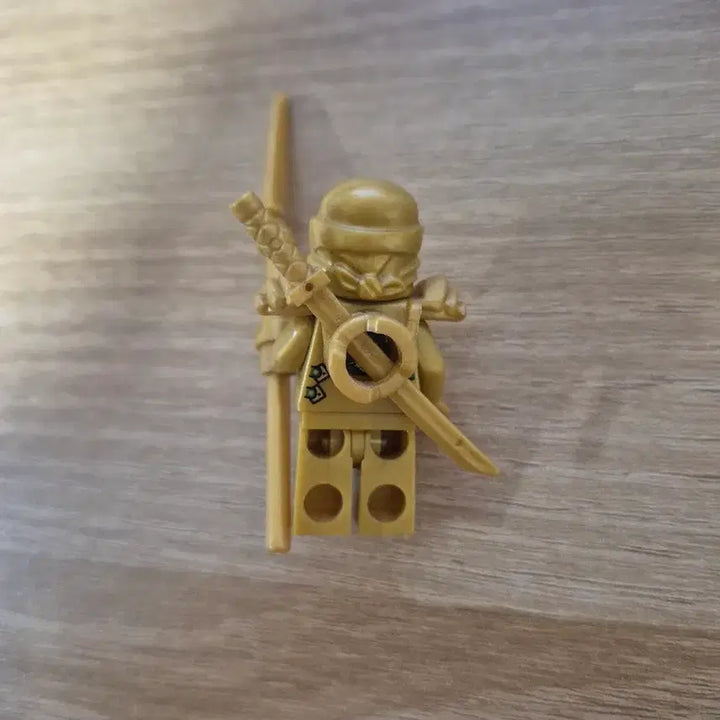 [BUNJANG] LEGO Ninjago Minifigure Lloyd Golden Ninja / 레고 닌자고 미니피규어 로이드 골든닌자