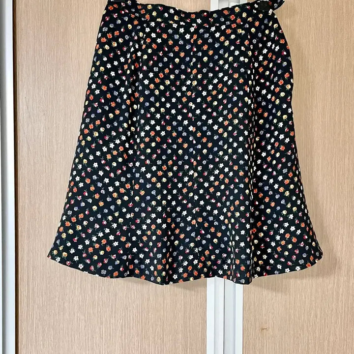 [BUNJANG] Reformation Style Skirt (Size 44-55) / Reformation스타일 스커트(44-55)