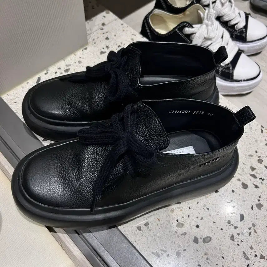 [BUNJANG] Solid Homme Sneakers / 솔리드옴므 스니커즈