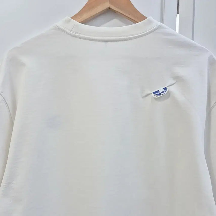 [BUNJANG] ADER ERROR Distorted Logo Stitch Hole T-shirt / 아더에러 디스토트 로고 스티치 홀 반팔티 A1