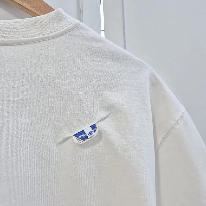 [BUNJANG] ADER ERROR Distorted Logo Stitch Hole T-shirt / 아더에러 디스토트 로고 스티치 홀 반팔티 A1