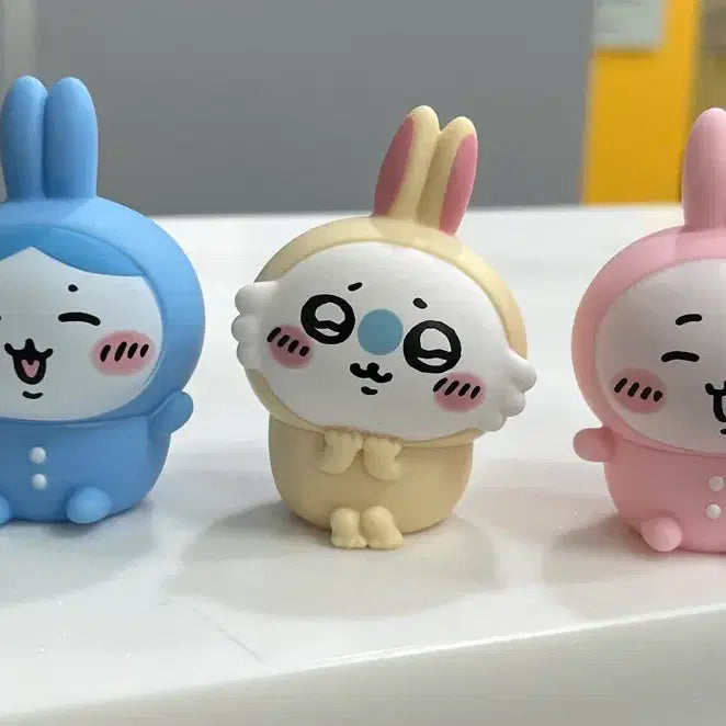 [BUNJANG] Chiikawa Sofubi Figure Vol. 4 Hachiware / 치이카와 소프비 피규어 4탄 하치와레