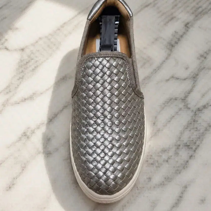 [BUNJANG] Lanvin en Bleu Mesh Slip-On Sneakers Silver / (정품) 랑방온블루 메쉬 슬립온 실버 / 22 (215~220)