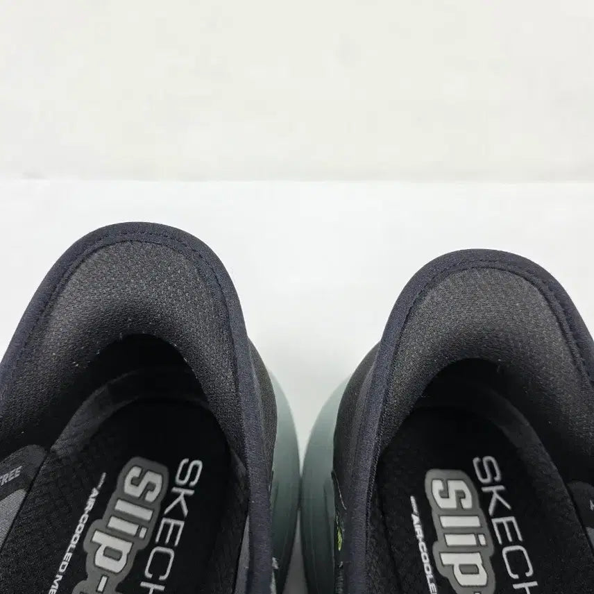 [BUNJANG] Skechers GOwalk Max Walker Slip-ins Sneakers - 265 / 빈트로^^265 스케쳐스 고워크 맥스 워커 슬립인스