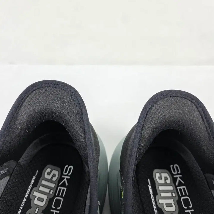 [BUNJANG] Skechers GOwalk Max Walker Slip-ins Sneakers - 265 / 빈트로^^265 스케쳐스 고워크 맥스 워커 슬립인스