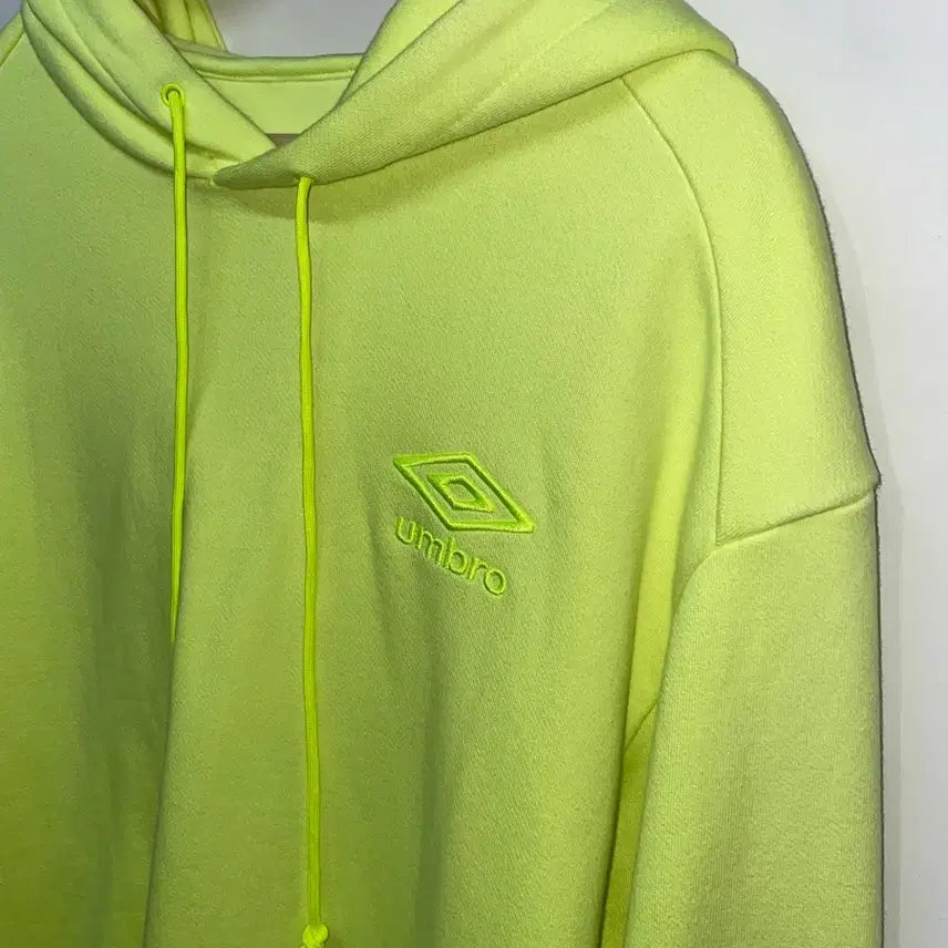 [BUNJANG] Umbro X Juun.J Fluorescent Hoodie / 엄브로 X Juun.J 형광 후드티