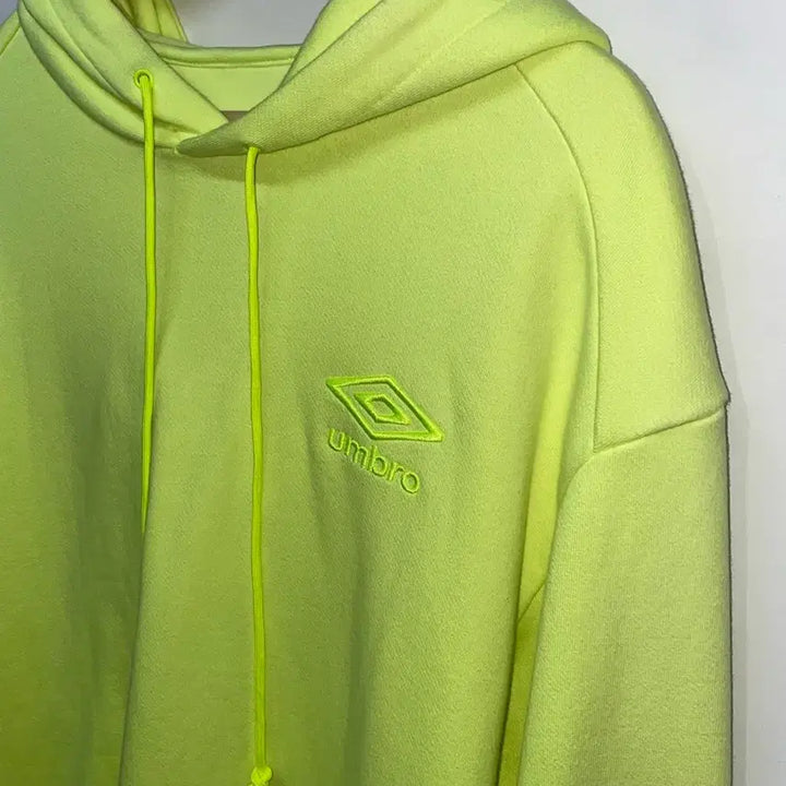 [BUNJANG] Umbro X Juun.J Fluorescent Hoodie / 엄브로 X Juun.J 형광 후드티
