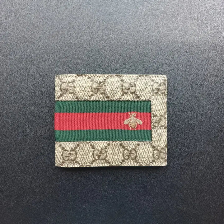 [SOLD OUT] 구찌 GG 수프림 꿀벌 반지갑(정품)