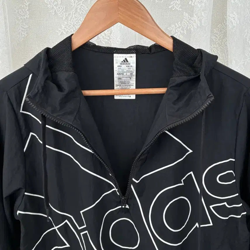 [BUNJANG] Adidas Old School Big Logo Hoodie Anorak Black / M) 아디다스 올드스쿨 빅로고 후드 아노락 블랙
