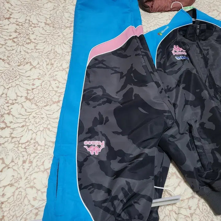 [BUNJANG] Palace x Kappa Alpine Tracksuit Pants / 팔라스x카파 포 알파인 트랙슈트팬츠 L판매