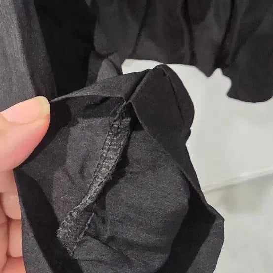 [BUNJANG] Black Long Sleeve Blouse Shirt / 검정색 롱 슬리브 블라우스 셔츠