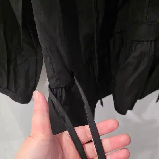[BUNJANG] Black Long Sleeve Blouse Shirt / 검정색 롱 슬리브 블라우스 셔츠