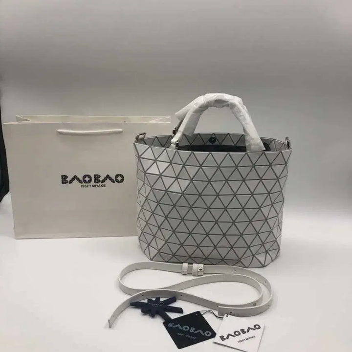 [BUNJANG] Issey Miyake Bao Bao Lucent Matte Large Bucket Bag / 이세이미야케 바오바오 루센트 매트 대형 버킷백