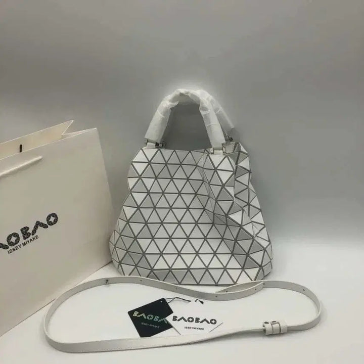[BUNJANG] Issey Miyake Bao Bao Lucent Matte Large Bucket Bag / 이세이미야케 바오바오 루센트 매트 대형 버킷백