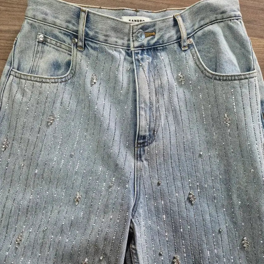 [SOLD OUT] [SANDRO/새상품] 산드로 24SS 라인스톤 와이드 데님 팬츠(36)