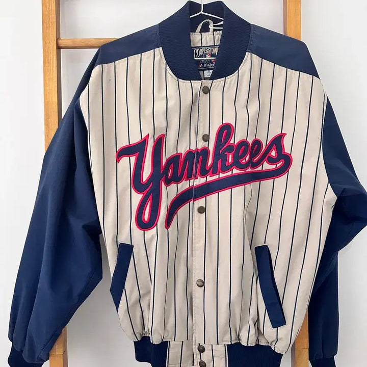 [BUNJANG] Majestic New York Yankees Baseball Bomber Jacket - Size M / Majestic 양키스 야구 점퍼 M