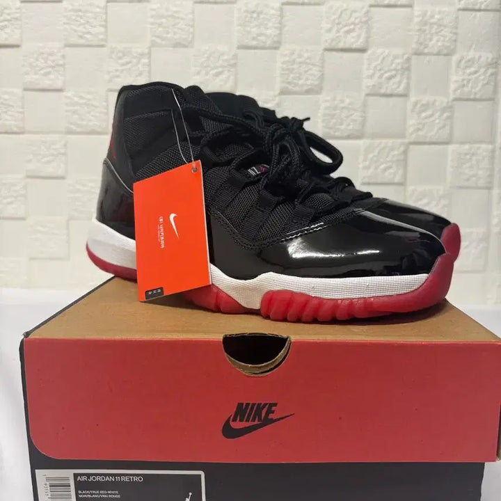[BUNJANG] Jordan 11 Retro Bred 2019 / Jordan 11 Retro Bred 2019