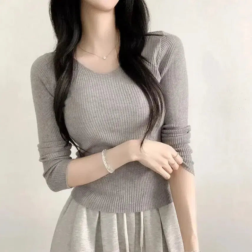 [BUNJANG] Avely V-Neck Slim Ribbed Knit Long Sleeve Gray / 에이블리 브이넥 슬림 골지 니트 긴팔 그레이