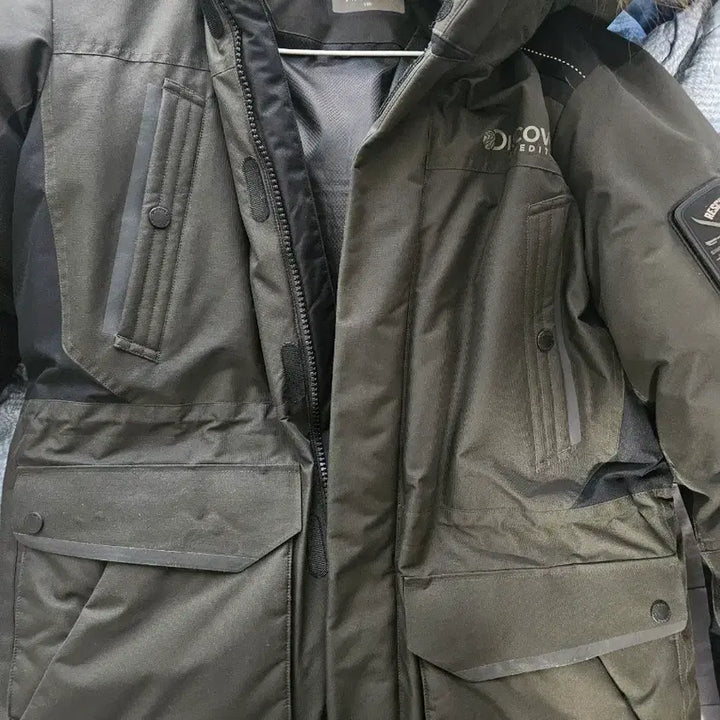 [BUNJANG] Discovery Expedition 100 Size Jacket / 디스커버리 익스패디션 100 사이즈 팝니다