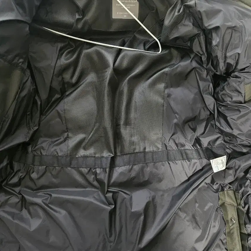 [BUNJANG] Discovery Expedition 100 Size Jacket / 디스커버리 익스패디션 100 사이즈 팝니다