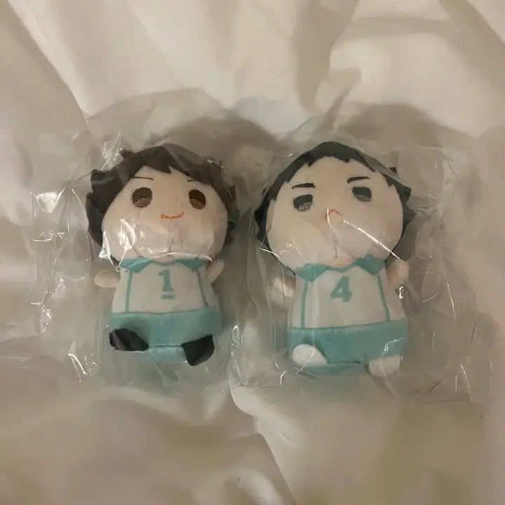 [BUNJANG] Haikyu!! Mochi Mochi Mascot Oikawa &amp; Iwaizumi Bundle Set / 하이큐 모찌모찌마스코트(오이카와+이와이즈미) 일괄