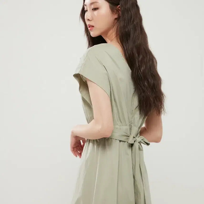 [BUNJANG] LAP Black V-Neck A-Line Midi Dress / LAP 브랜드 원피스