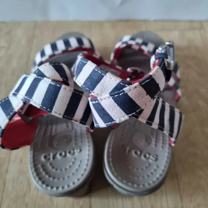 [BUNJANG] Crocs Wedge Heel Sandals Women&