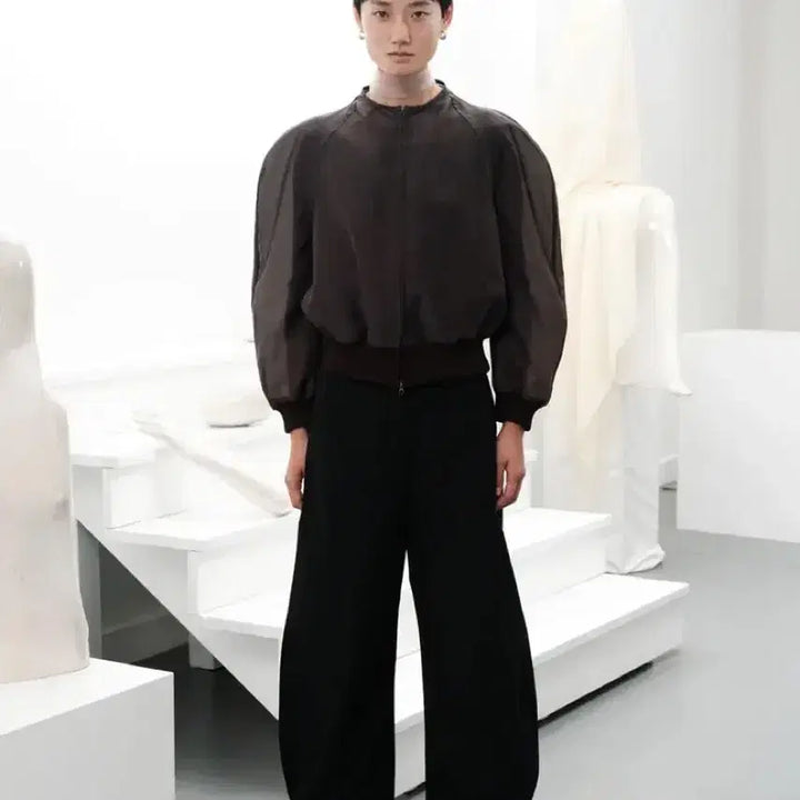 [BUNJANG] Amomento Curved Silhouette Pants Black Size 1 / 아모멘토 커브드 실루엣 팬츠